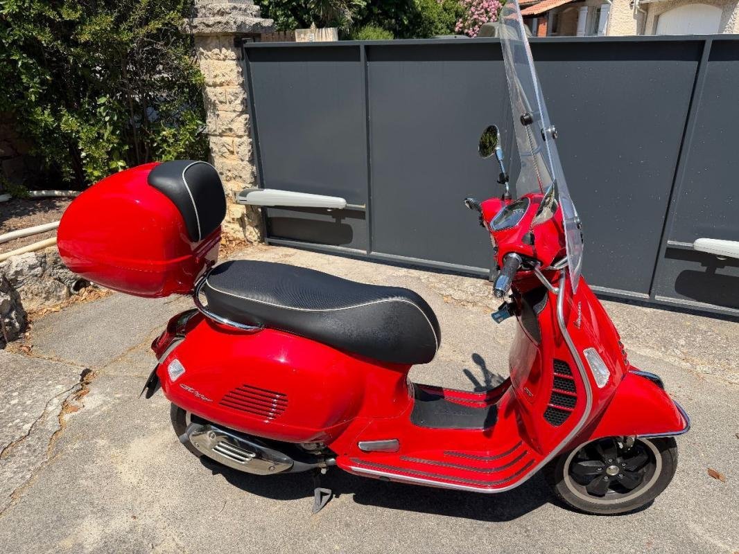Vespa Vespa GTS 300 - Photo 1
