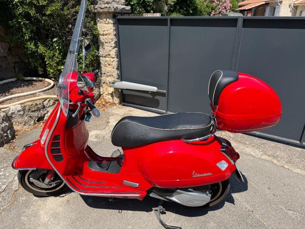 Vespa Vespa GTS 300 - Photo 3