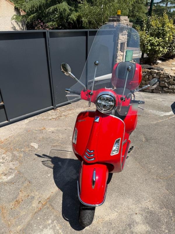 Vespa Vespa GTS 300 - Photo 4