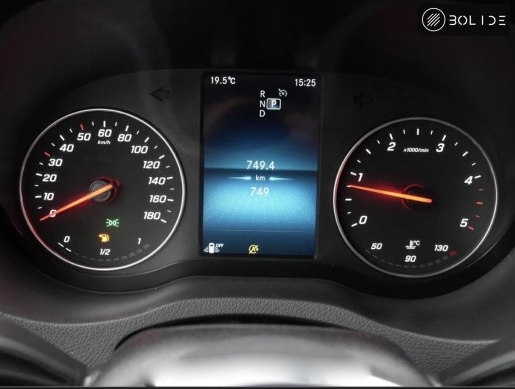 Mercedes Sprinter - Photo 27