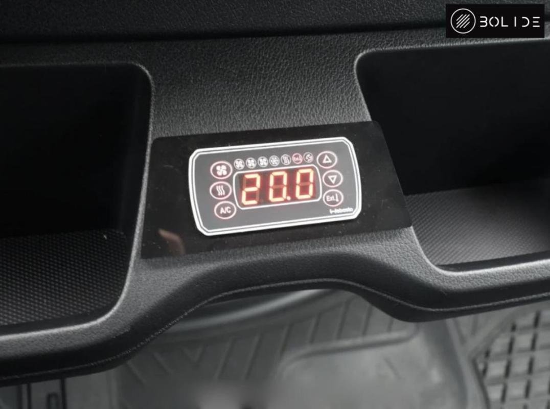 Mercedes Sprinter - Photo 32