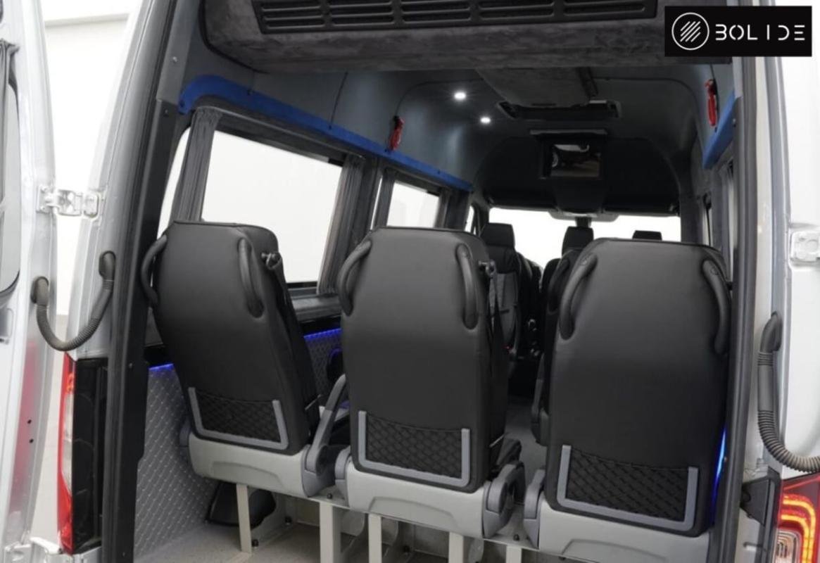 Mercedes Sprinter - Photo 37