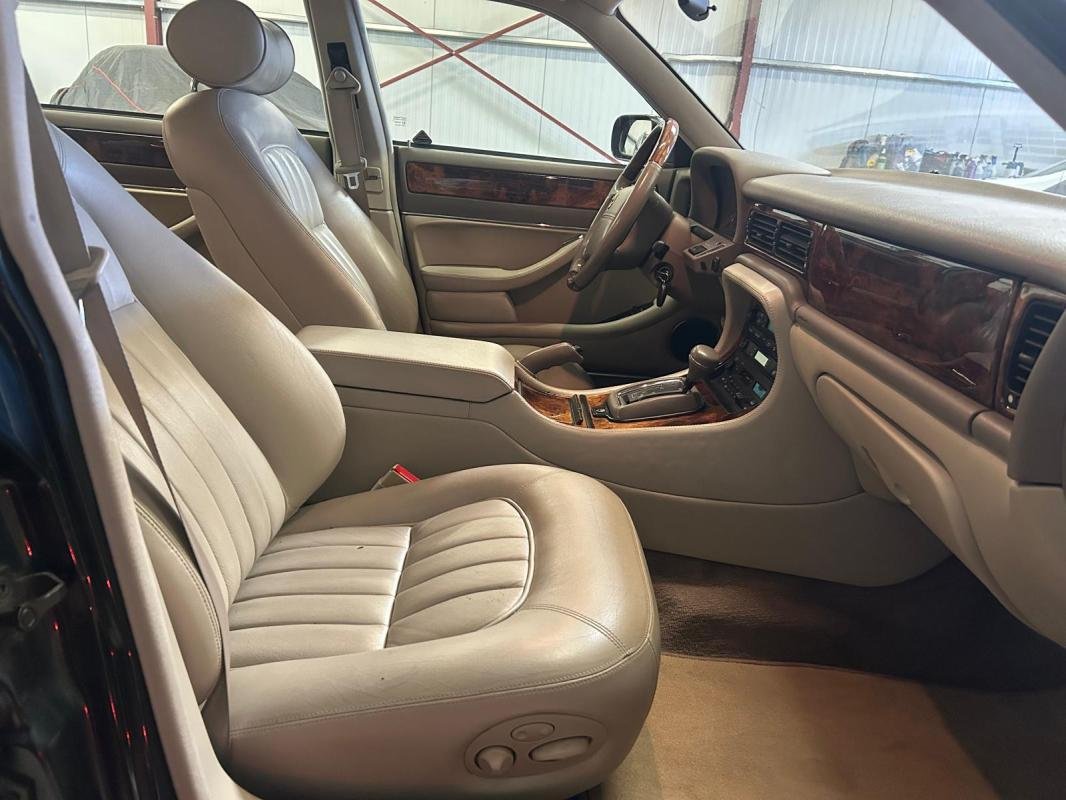 Jaguar Sovereign - Photo 10