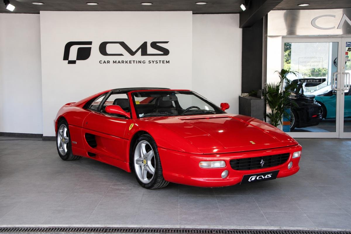 Ferrari F355 - Photo 1