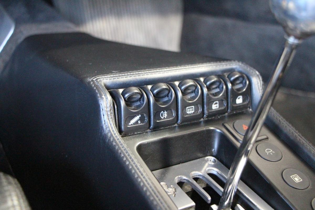 Ferrari F355 - Photo 19