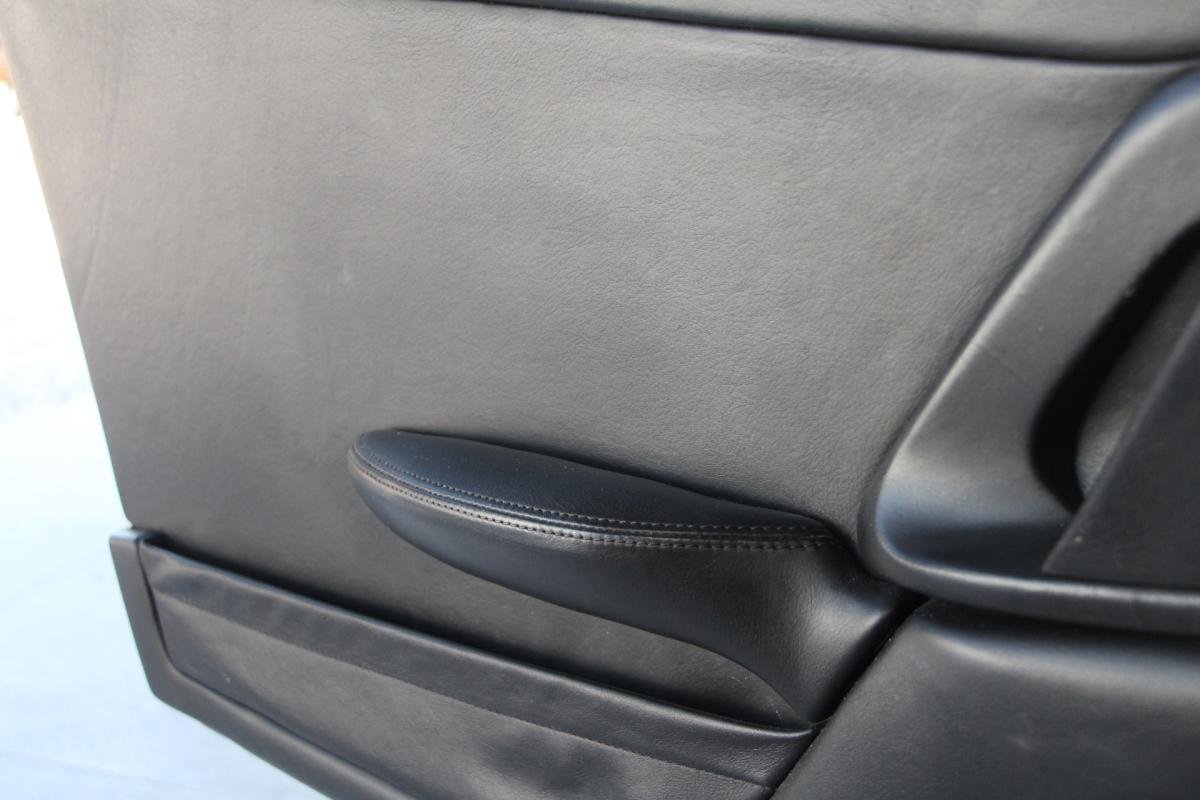 Ferrari F355 - Photo 25