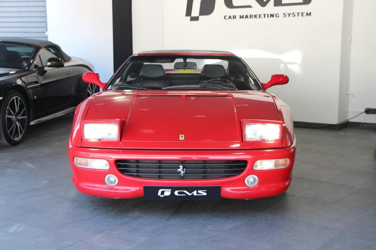 Ferrari F355 - Photo 3