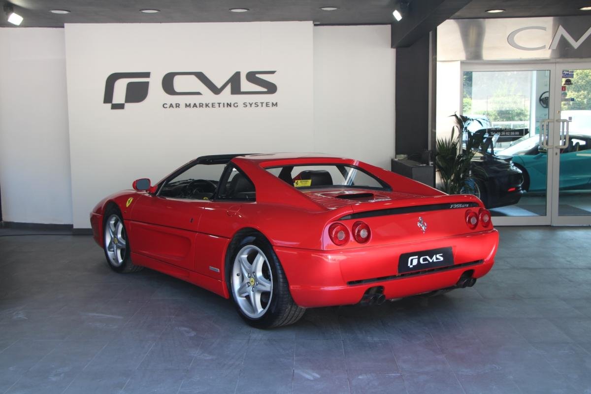 Ferrari F355 - Photo 4