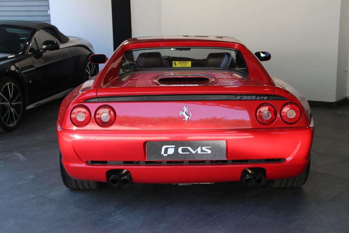 Ferrari F355 - Photo 5