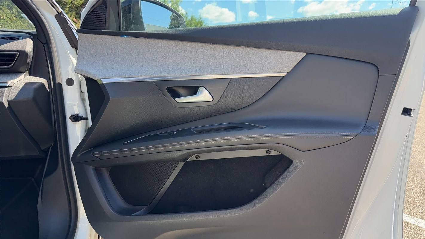 Peugeot 3008 - Photo 24