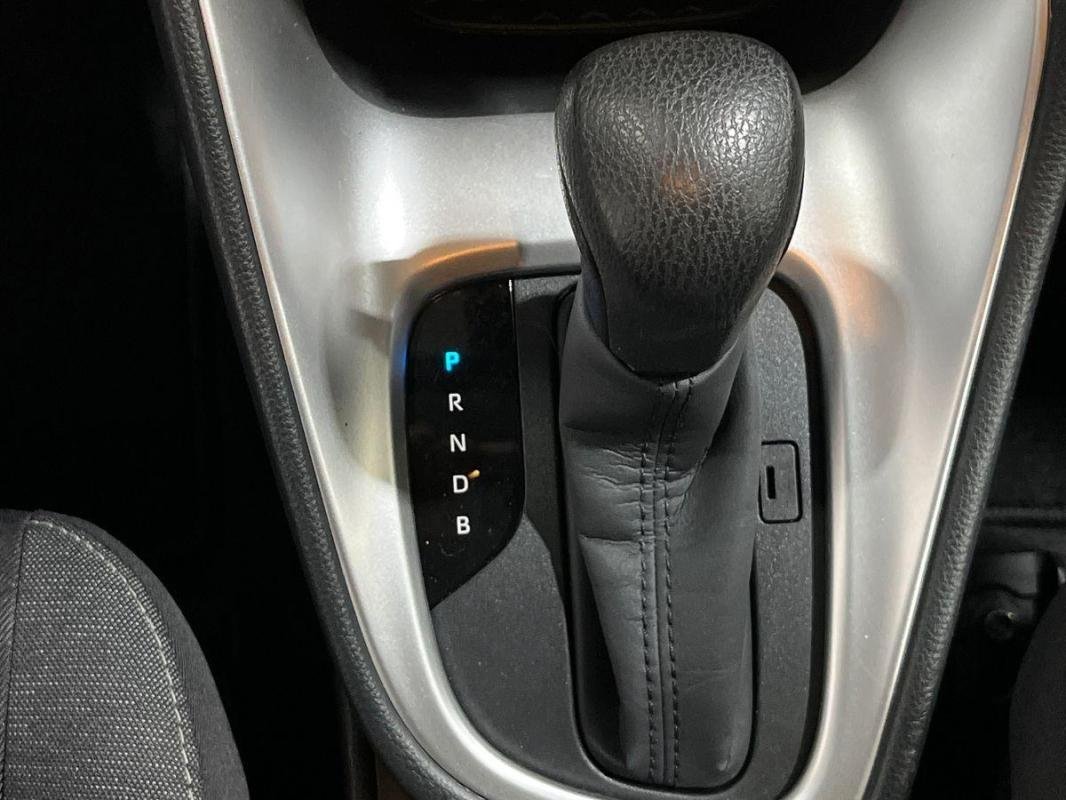 Toyota Yaris - Photo 11