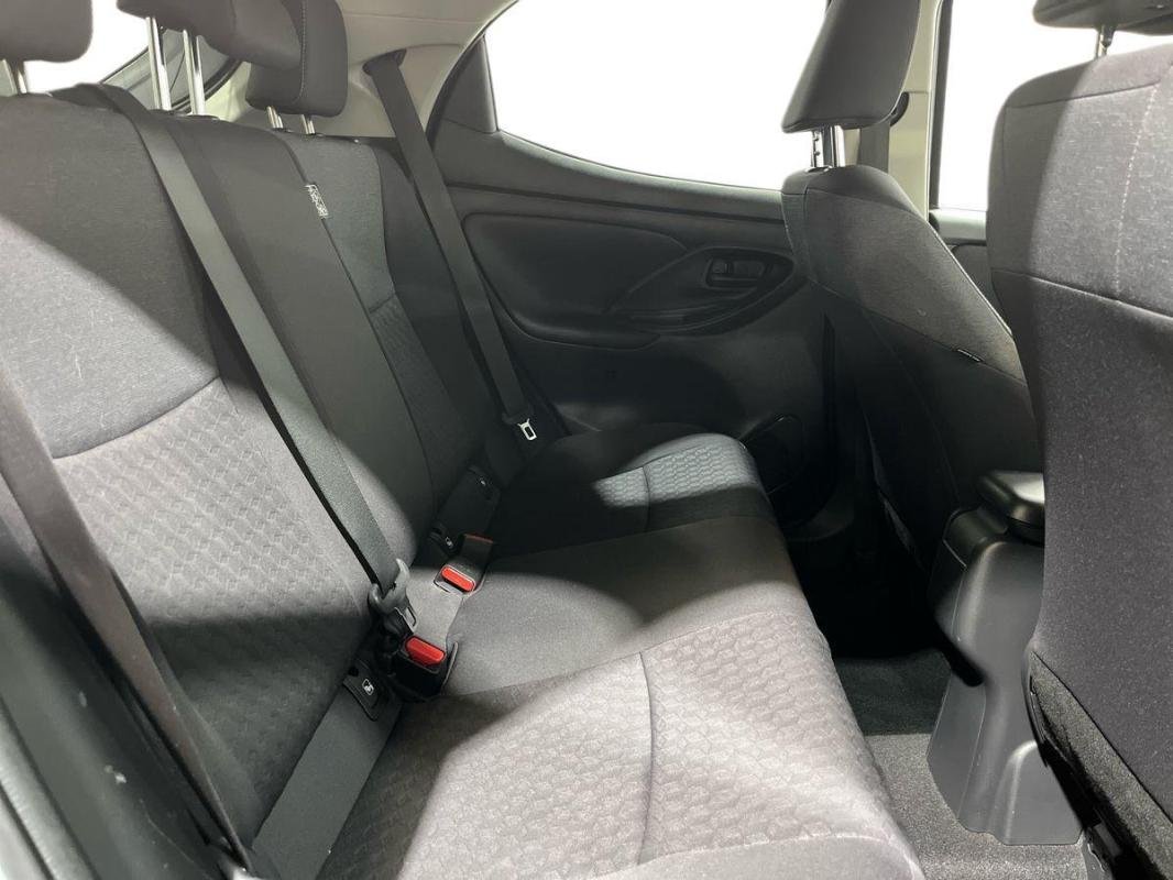 Toyota Yaris - Photo 23