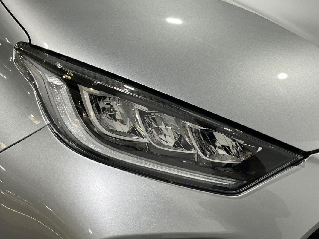 Toyota Yaris - Photo 25