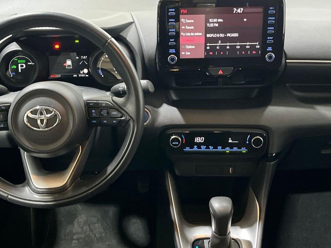Toyota Yaris - Photo 10