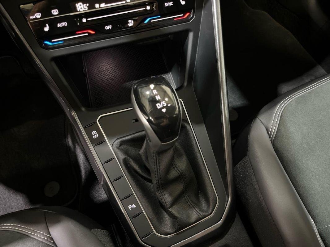 Volkswagen Polo - Photo 11