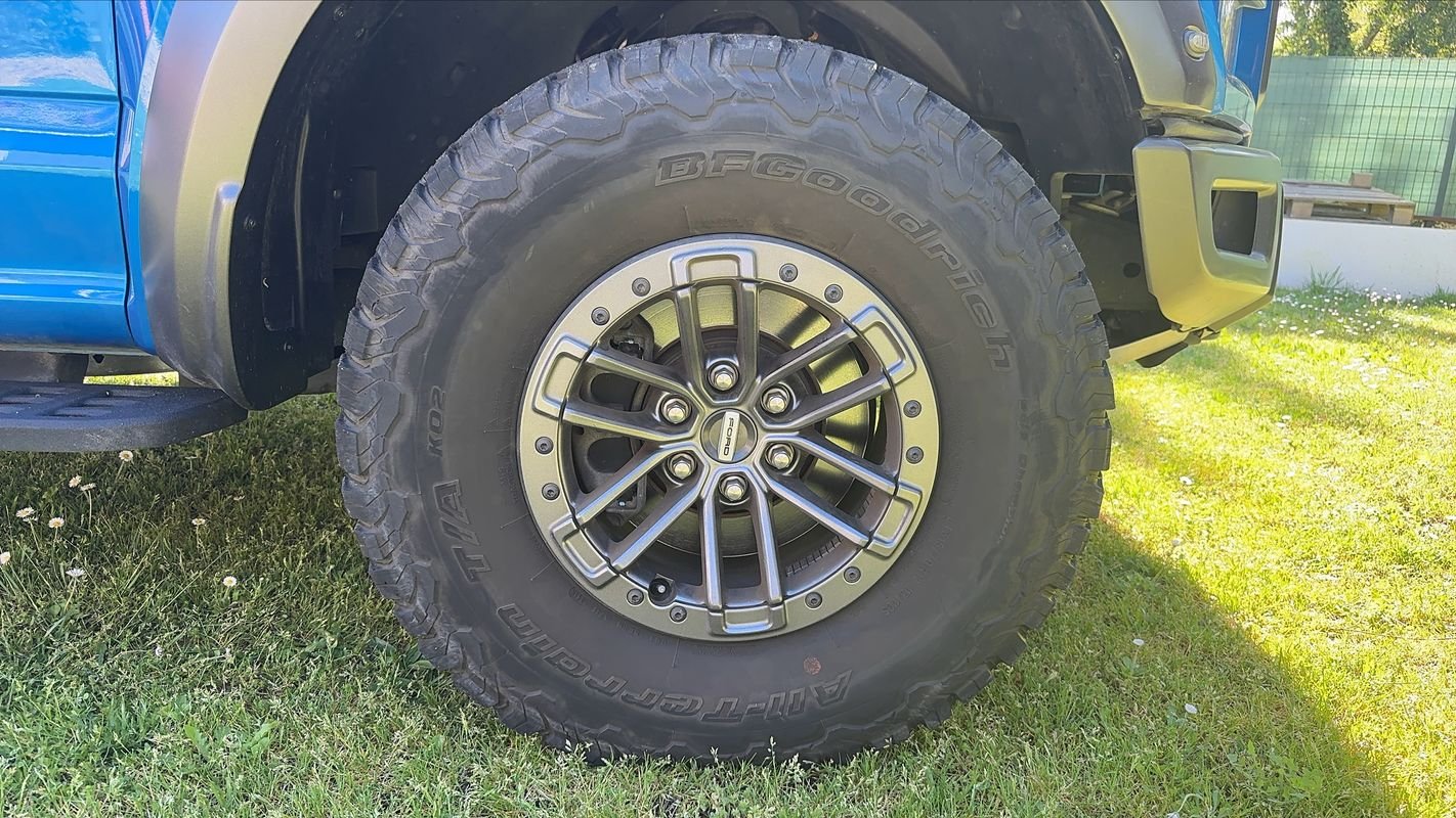 Ford Raptor - Photo 17