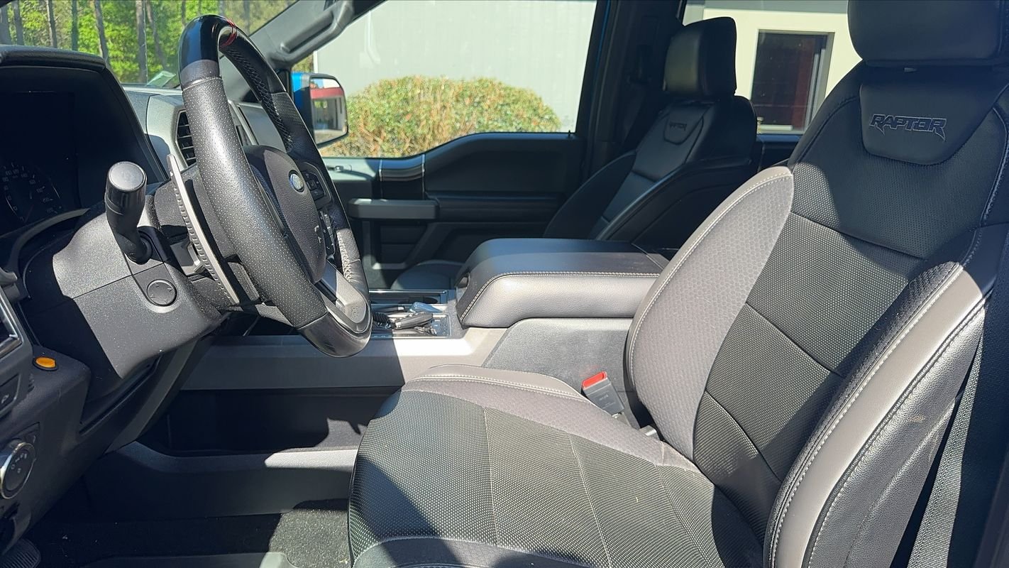 Ford Raptor - Photo 26