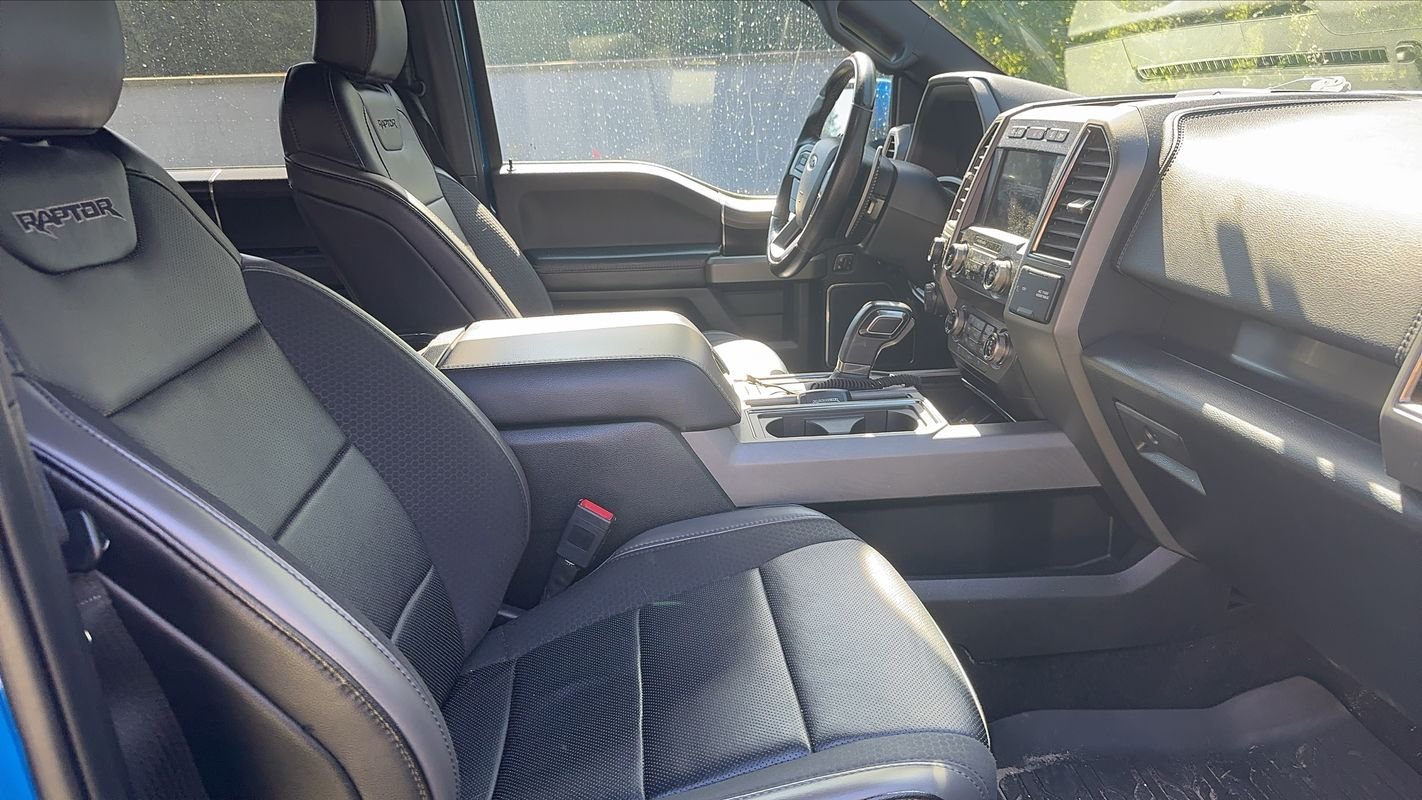 Ford Raptor - Photo 29