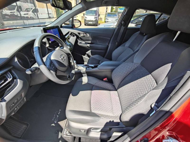 Toyota C-HR - Photo 14