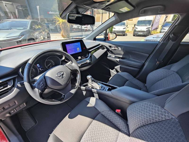 Toyota C-HR - Photo 16