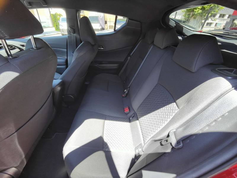 Toyota C-HR - Photo 33