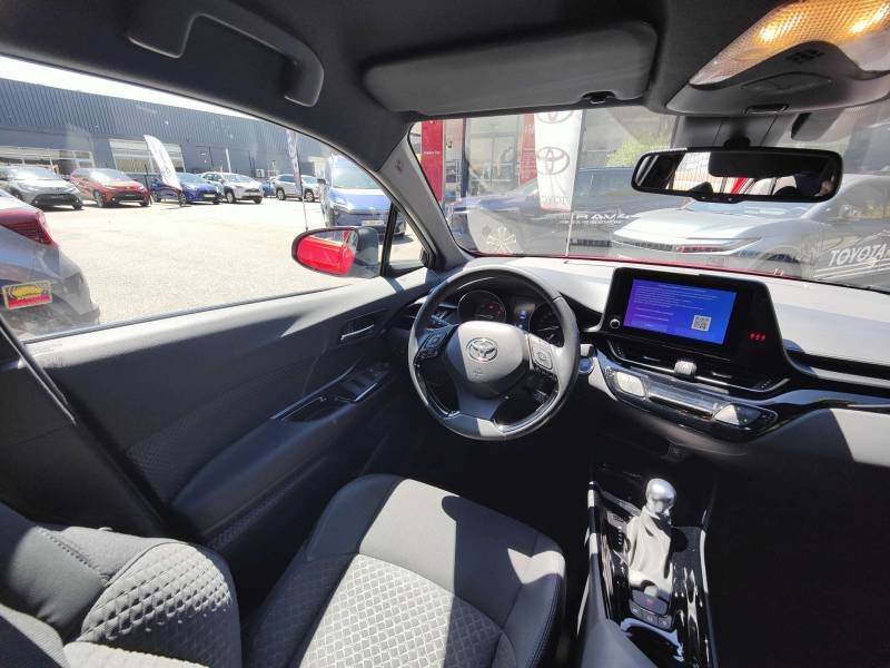 Toyota C-HR - Photo 10