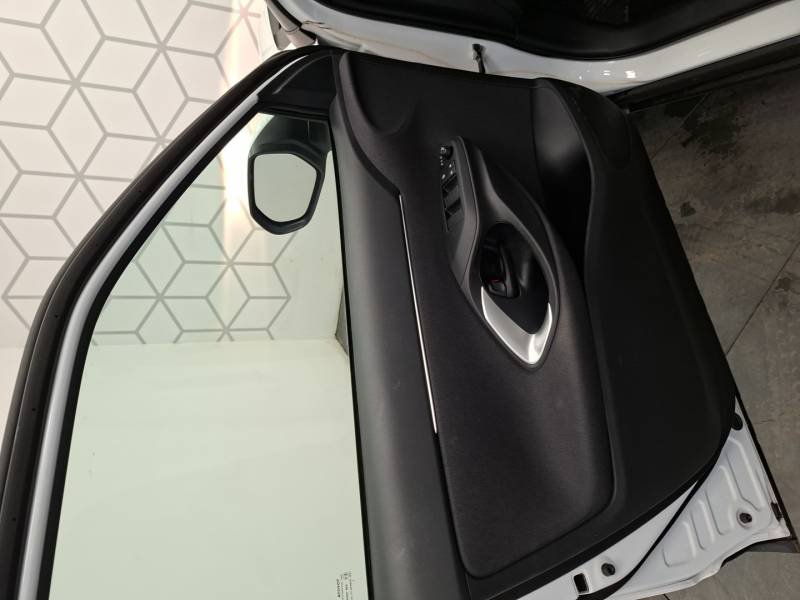 Toyota Yaris - Photo 19