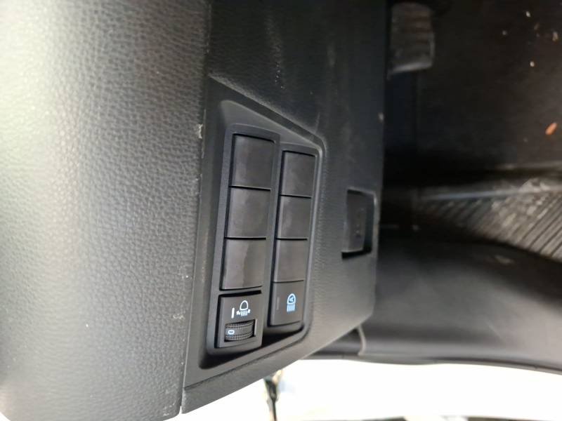 Toyota Yaris - Photo 24