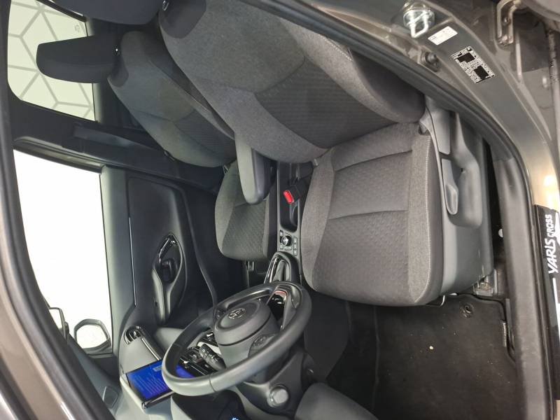 Toyota Yaris - Photo 10