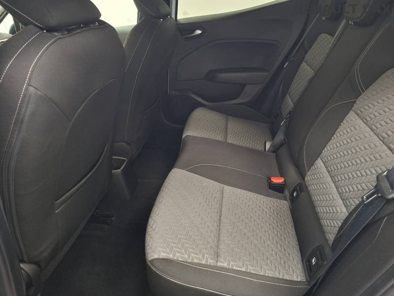 Renault Clio - Photo 24