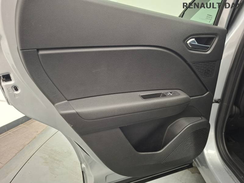 Renault Captur - Photo 22