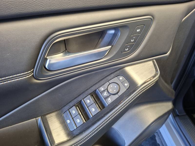 Nissan X-Trail - Photo 12