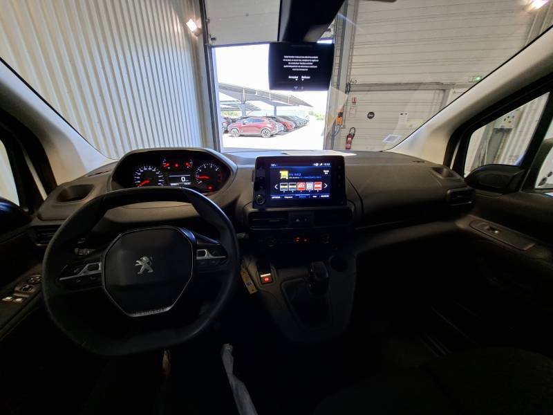 Peugeot Partner - Photo 11