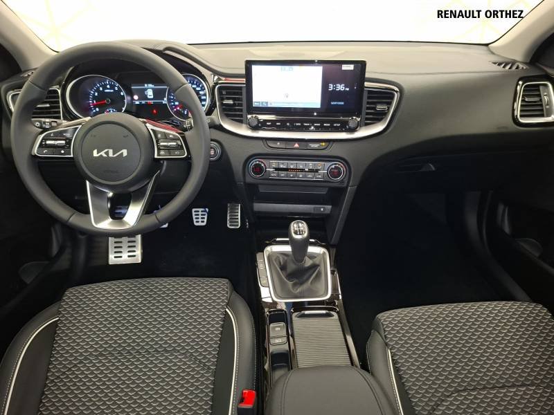 Kia Xceed - Photo 11