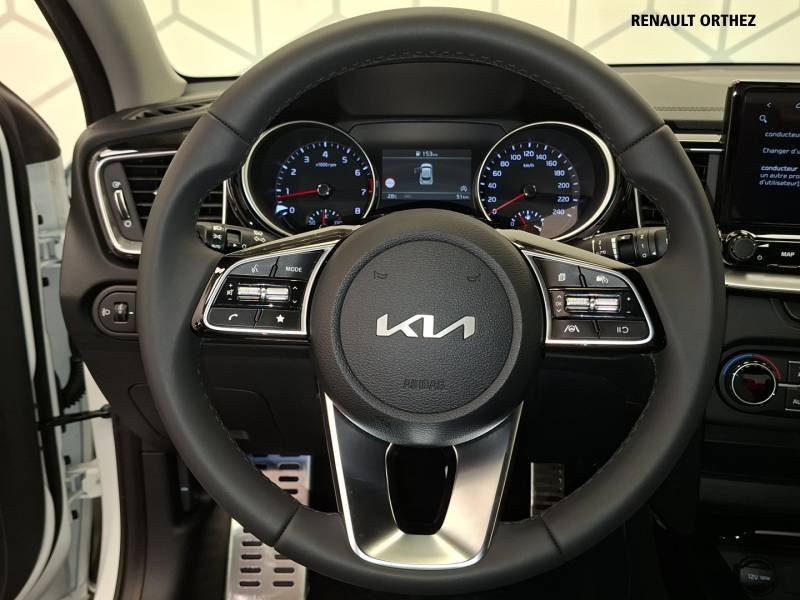 Kia Xceed - Photo 42