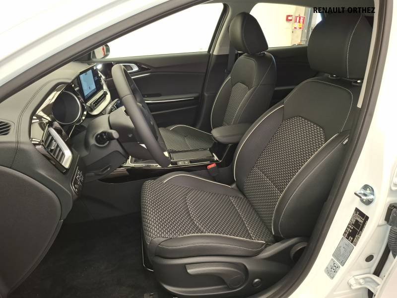 Kia Xceed - Photo 10