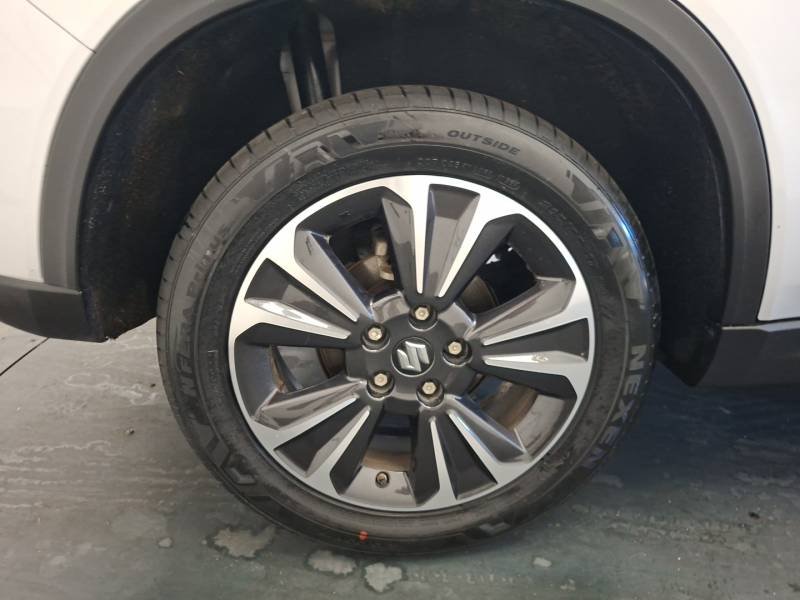 Suzuki Vitara - Photo 11