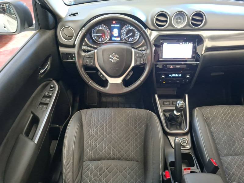 Suzuki Vitara - Photo 14