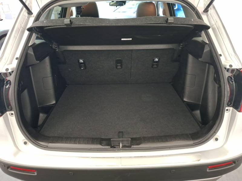 Suzuki Vitara - Photo 17