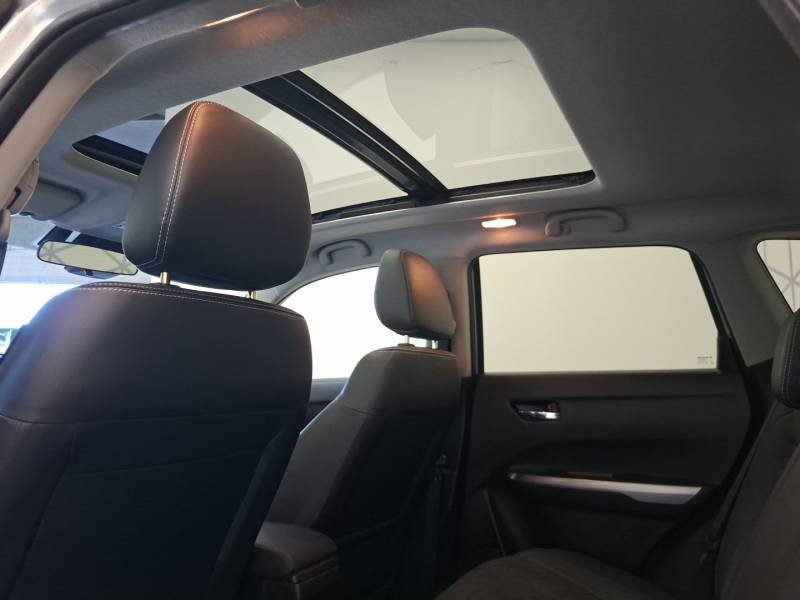 Suzuki Vitara - Photo 21