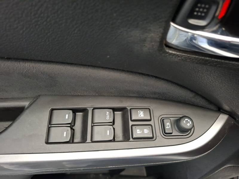 Suzuki Vitara - Photo 23