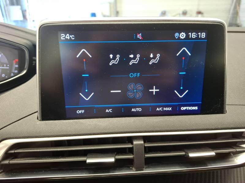 Peugeot 3008 - Photo 18