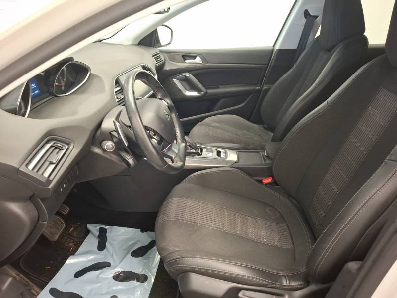 Peugeot 308 - Photo 11
