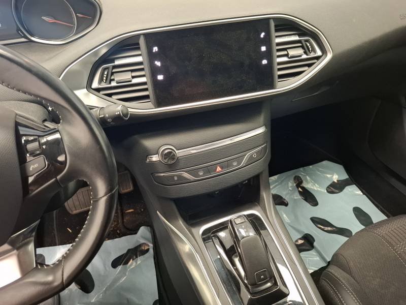 Peugeot 308 - Photo 14
