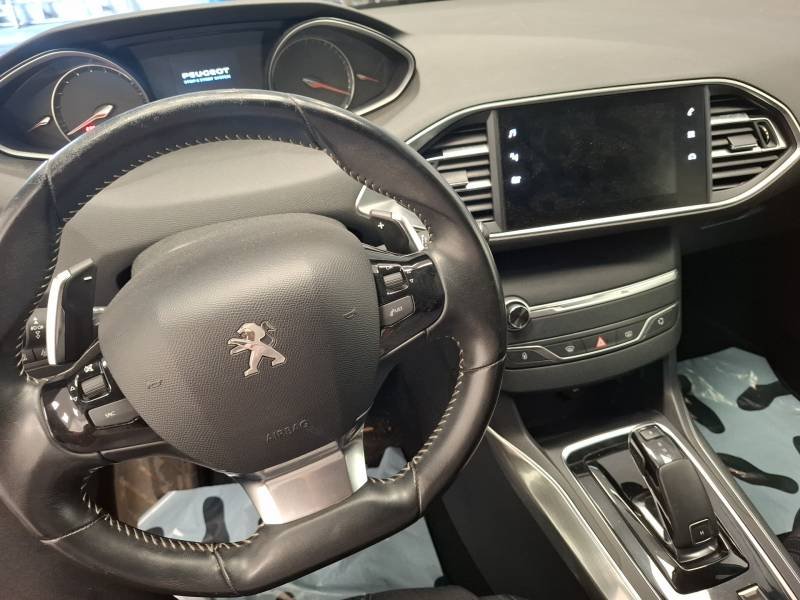 Peugeot 308 - Photo 10