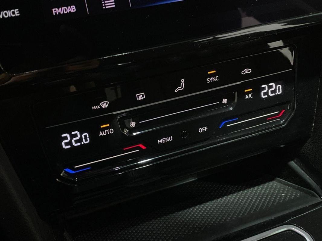 Volkswagen Passat SW - Photo 19