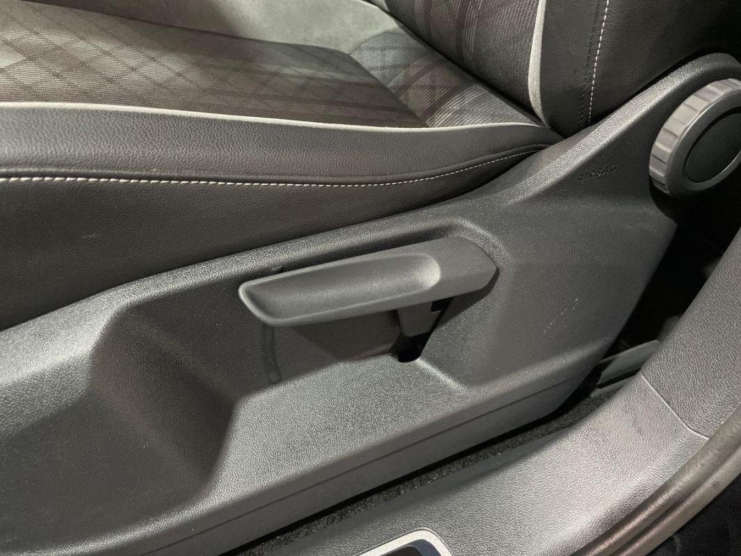 Volkswagen Tiguan - Photo 14