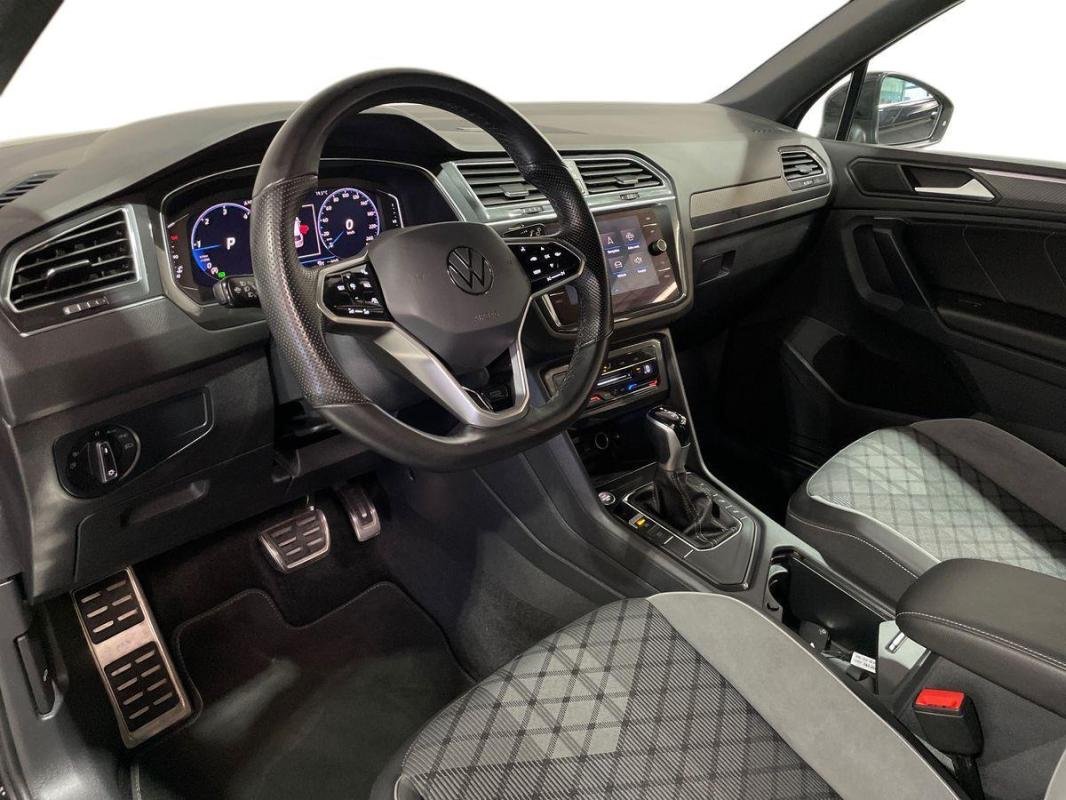 Volkswagen Tiguan - Photo 9