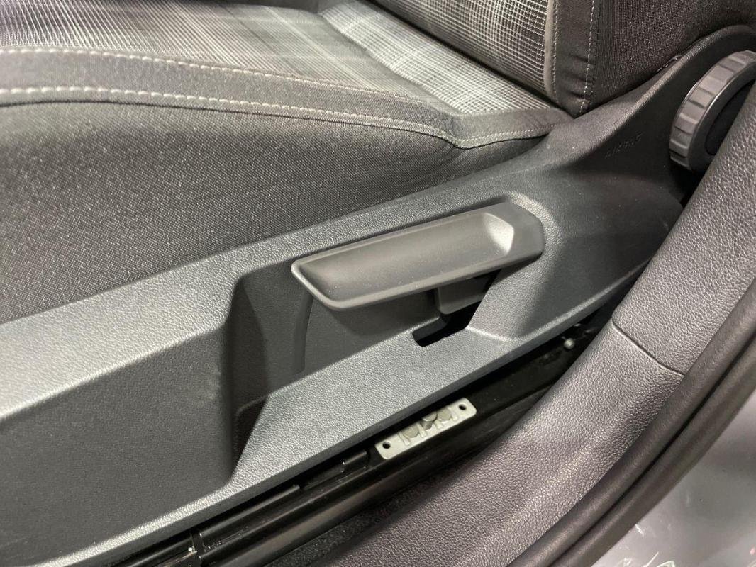 Volkswagen Golf - Photo 14