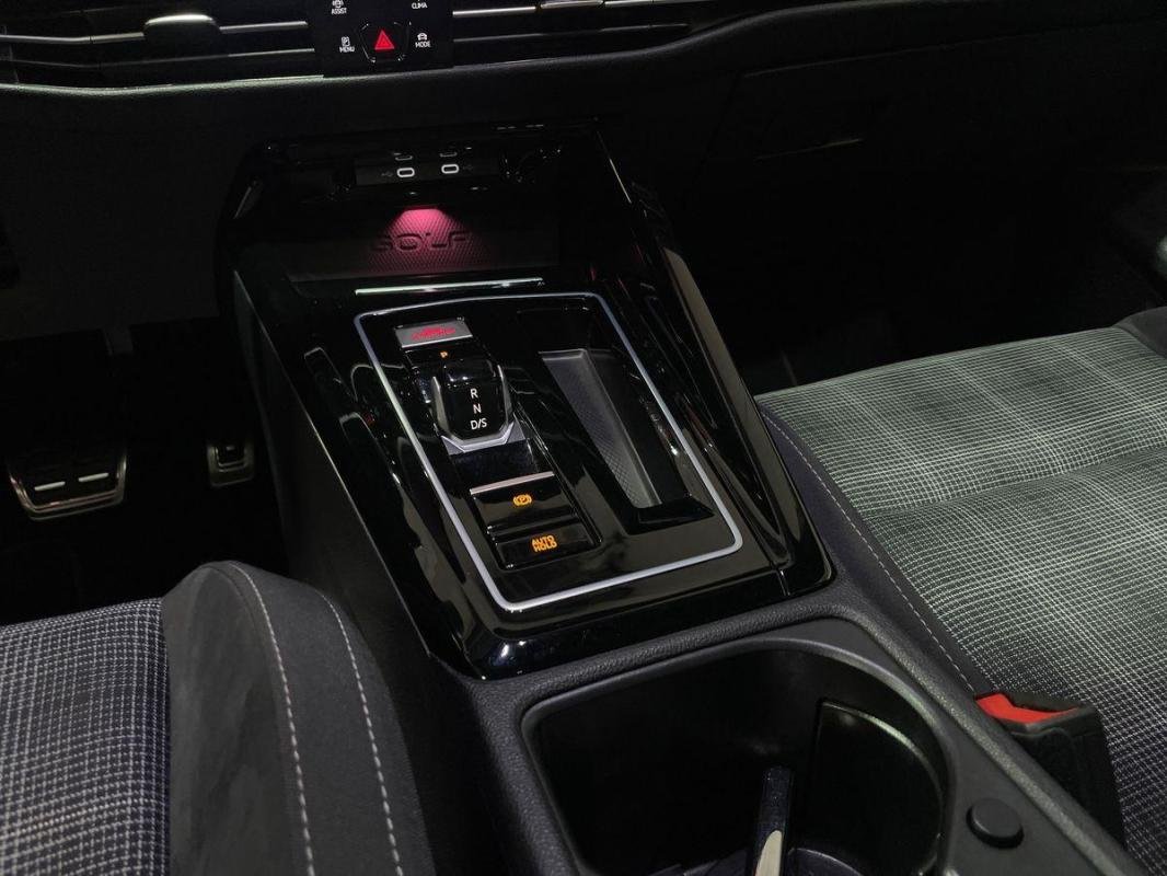 Volkswagen Golf - Photo 10